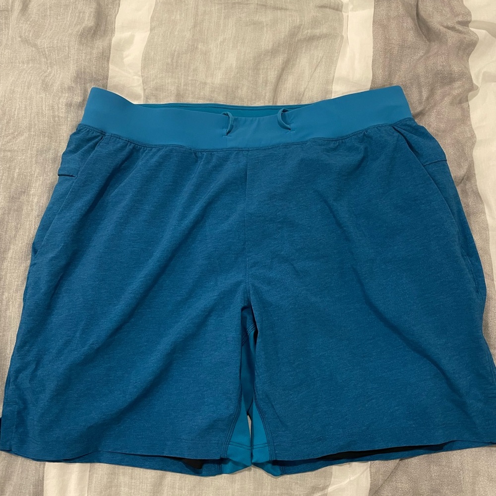 LULULEMON THE SHORT LINER BLUE LARGE 7” inseam